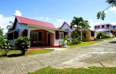 G&icirc;te n&deg;4042 Lamentin - Guadeloupe - photo